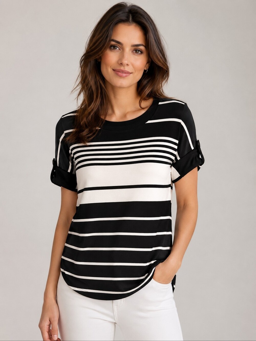 Roz & Ali Black-White Sweater